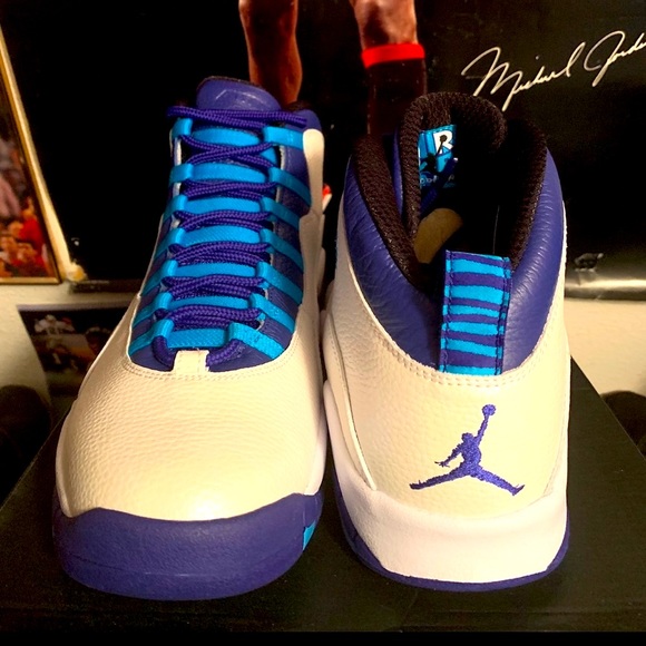 🔥🔥AIR JORDAN 10 CHARLOTTE🔥🔥 - Picture 3 of 7